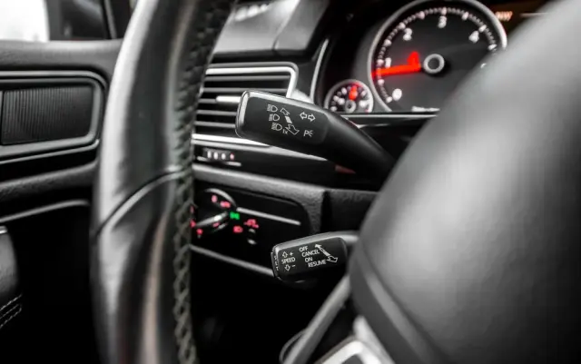 VOLKSWAGEN Touareg 3.0 V6 TDI BMT Perfectline R-Style