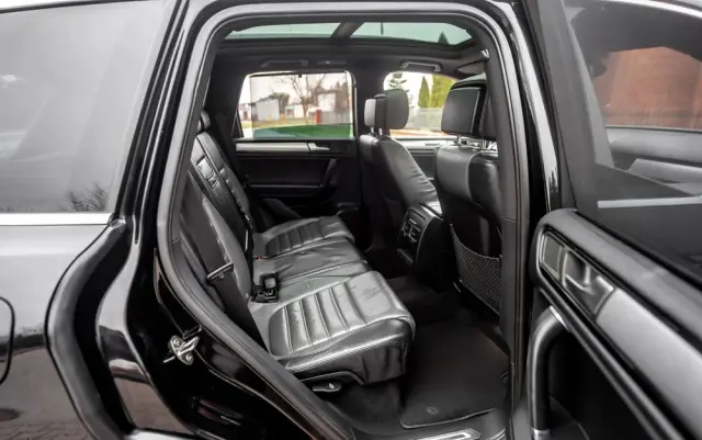 VOLKSWAGEN Touareg 3.0 V6 TDI BMT Perfectline R-Style