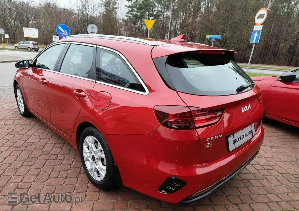 KIA Ceed 1.5 T-GDI M DCT