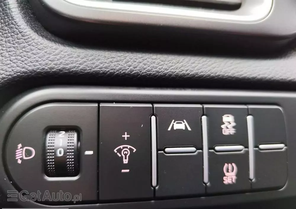 KIA Ceed 1.5 T-GDI M DCT