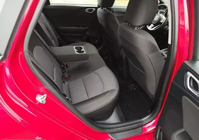 KIA Ceed 1.5 T-GDI M DCT