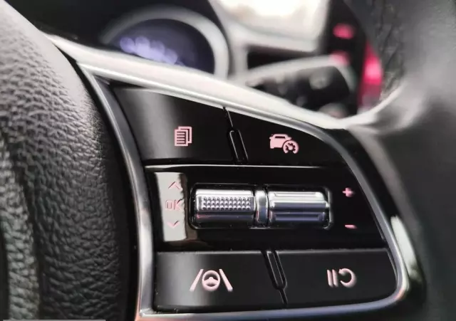 KIA Ceed 1.5 T-GDI M DCT