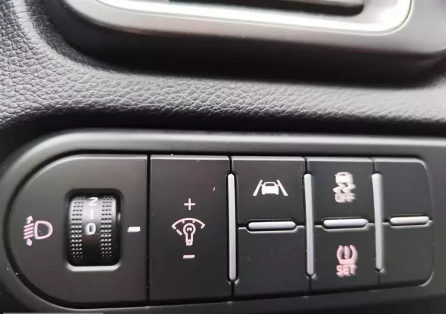 KIA Ceed 1.5 T-GDI M DCT