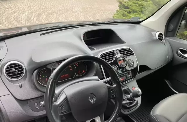 RENAULT Kangoo 