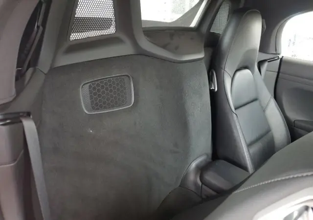 PORSCHE 718 Boxster PDK