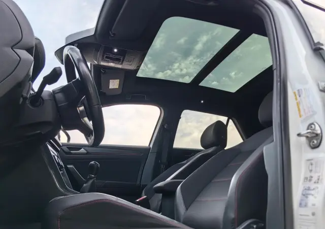 VOLKSWAGEN T-Roc 1.5 TSI OPF Style
