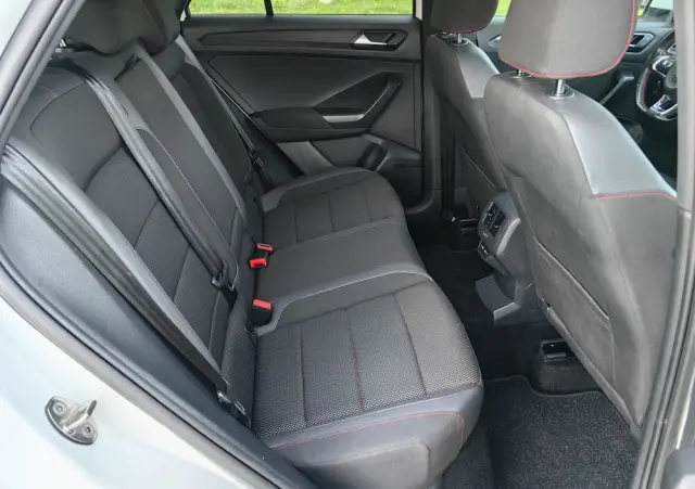 VOLKSWAGEN T-Roc 1.5 TSI OPF Style
