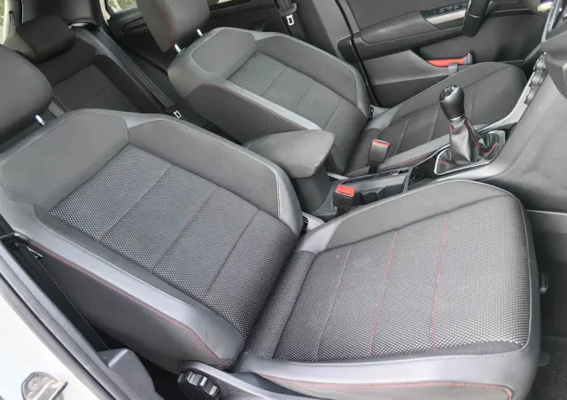 VOLKSWAGEN T-Roc 1.5 TSI OPF Style