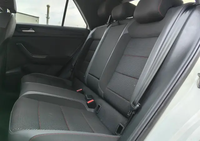 VOLKSWAGEN T-Roc 1.5 TSI OPF Style