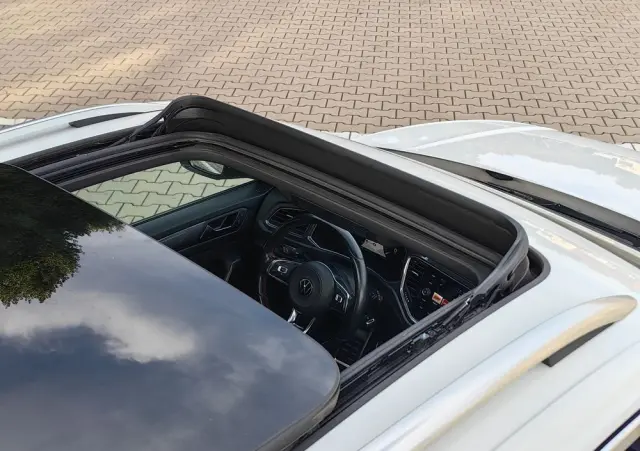 VOLKSWAGEN T-Roc 1.5 TSI OPF Style