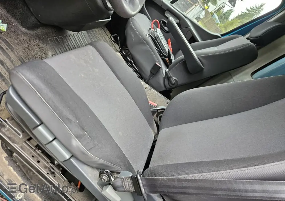 RENAULT MASTER  2.3 DCI  145kM KONTENER 