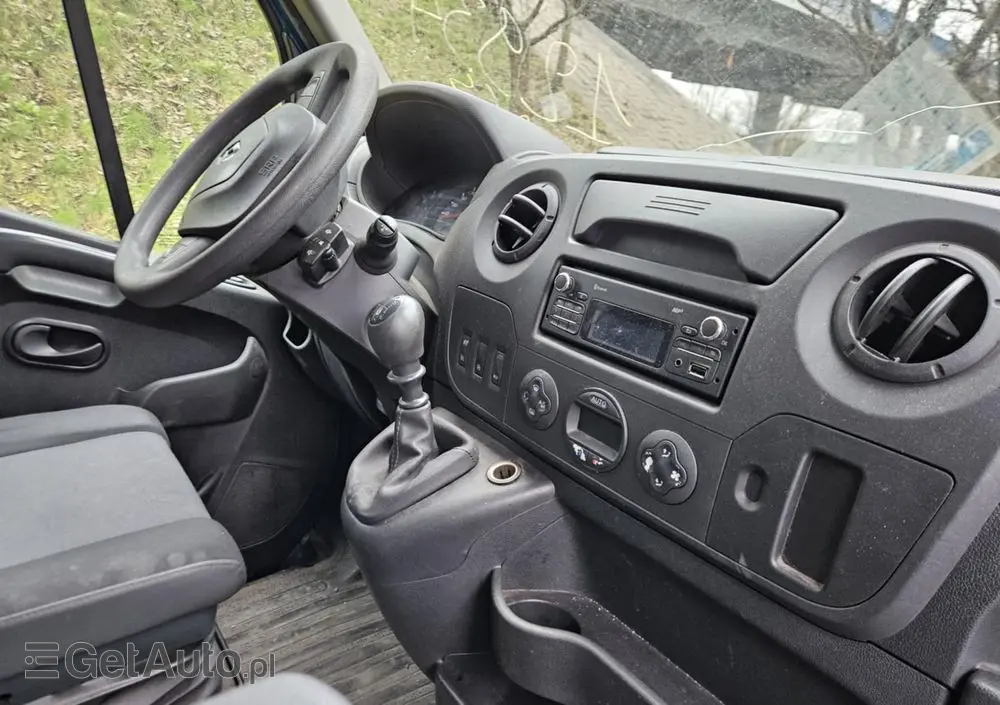 RENAULT MASTER  2.3 DCI  145kM KONTENER 