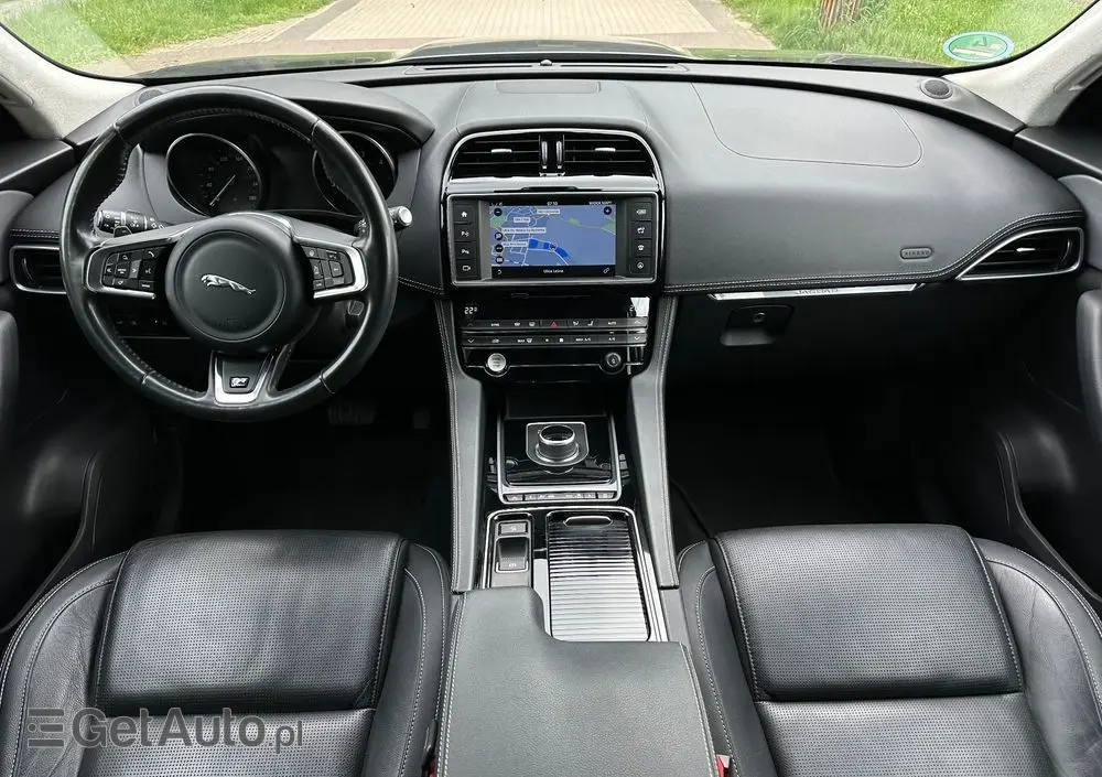 JAGUAR F-Pace D200 AWD R-Dynamic HSE 90th Anniversary Edition