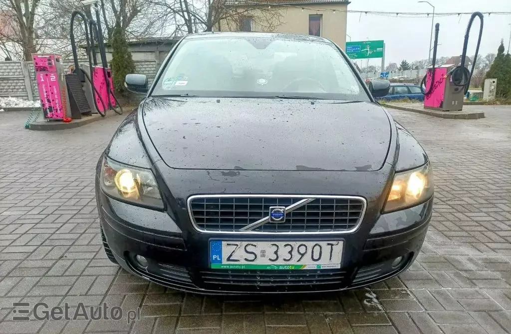 VOLVO S40 