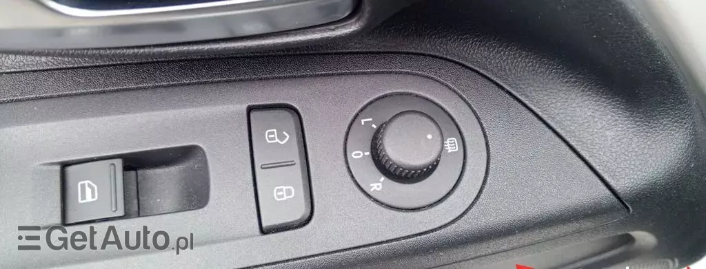 VOLKSWAGEN Up! 1.0 (75 KM)