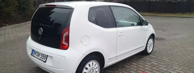 VOLKSWAGEN Up! 1.0 (75 KM)