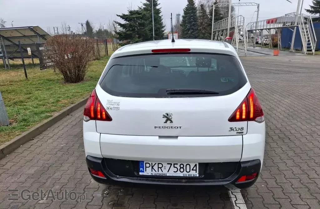 PEUGEOT 3008 
