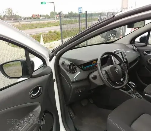 RENAULT Zoe 
