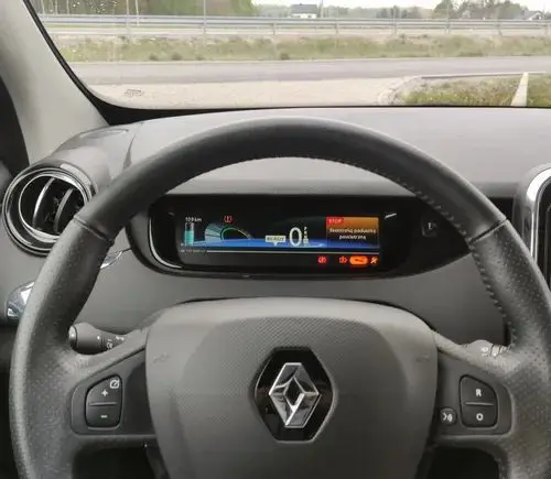 RENAULT Zoe 