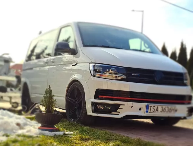 VOLKSWAGEN Multivan Multivan