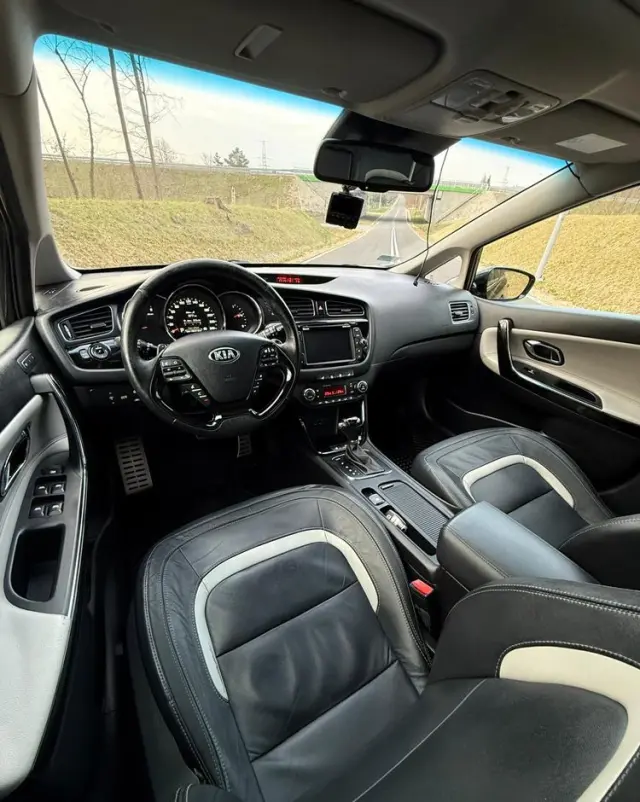 KIA Ceed 1.6 GDI XL DCT
