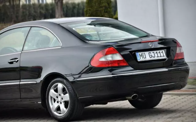 MERCEDES-BENZ CLK 