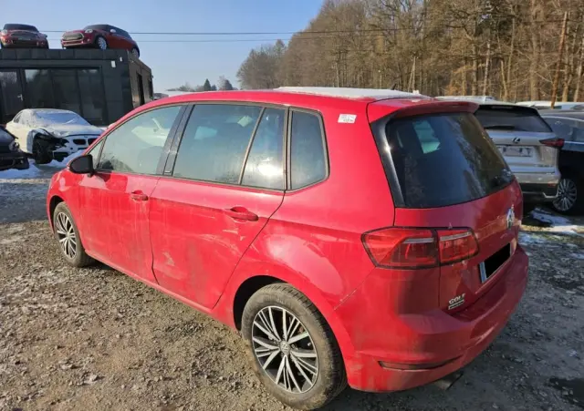 VOLKSWAGEN Golf Sportsvan 1.4 TSI BlueMotion Technology DSG Allstar