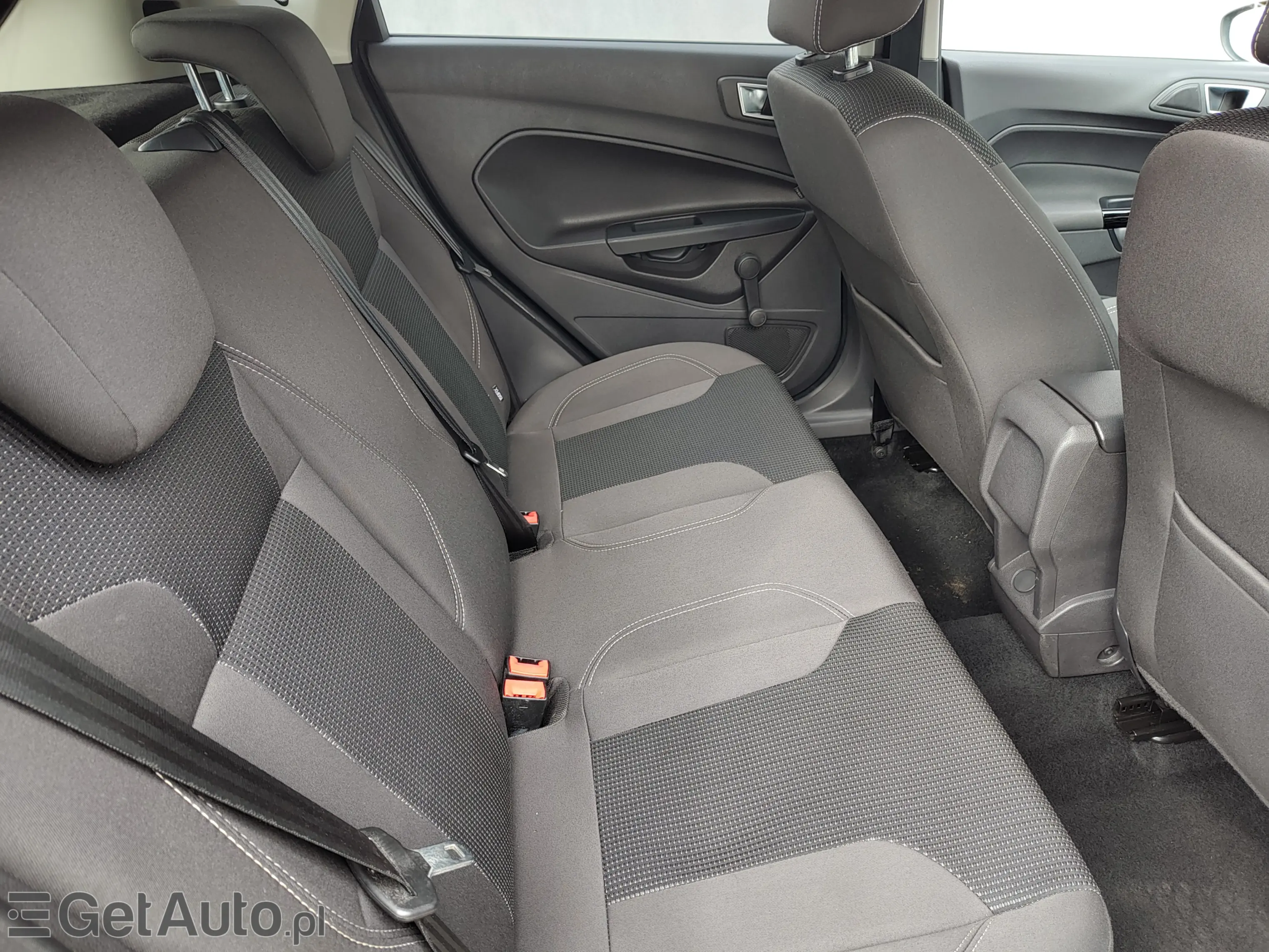 FORD Fiesta Titanium