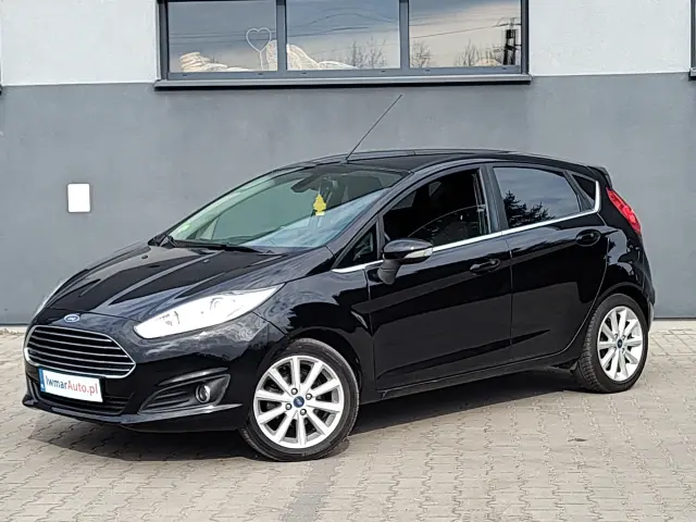 FORD Fiesta Titanium