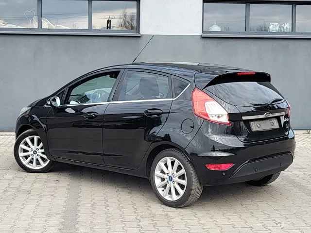 FORD Fiesta Titanium