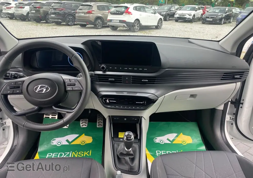 HYUNDAI Bayon 1.0 T-GDI 48V-Hybrid Intro