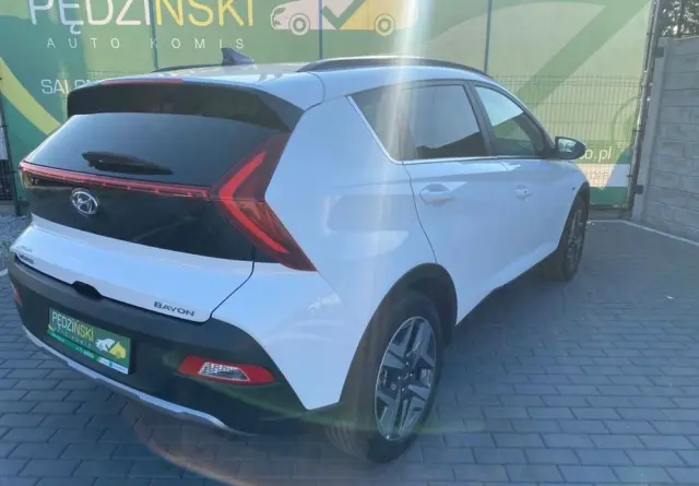 HYUNDAI Bayon 1.0 T-GDI 48V-Hybrid Intro