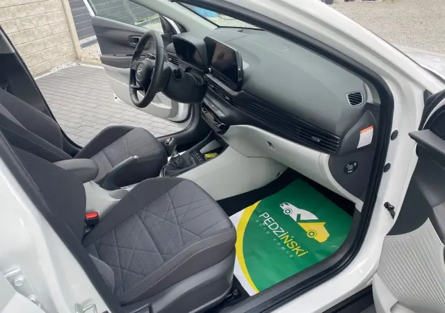 HYUNDAI Bayon 1.0 T-GDI 48V-Hybrid Intro