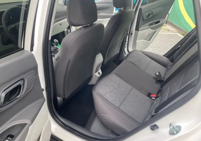 HYUNDAI Bayon 1.0 T-GDI 48V-Hybrid Intro