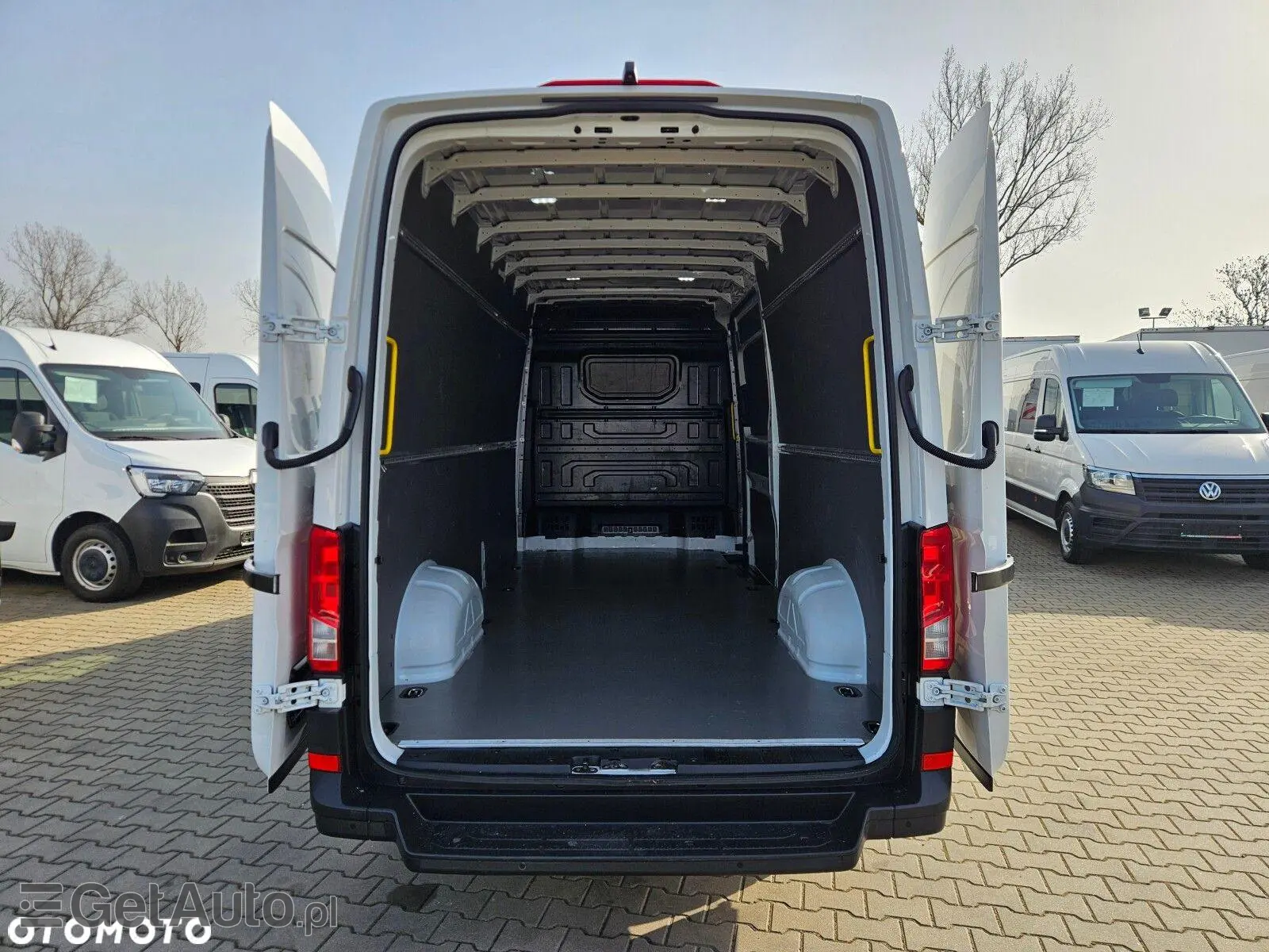 VOLKSWAGEN Crafter L