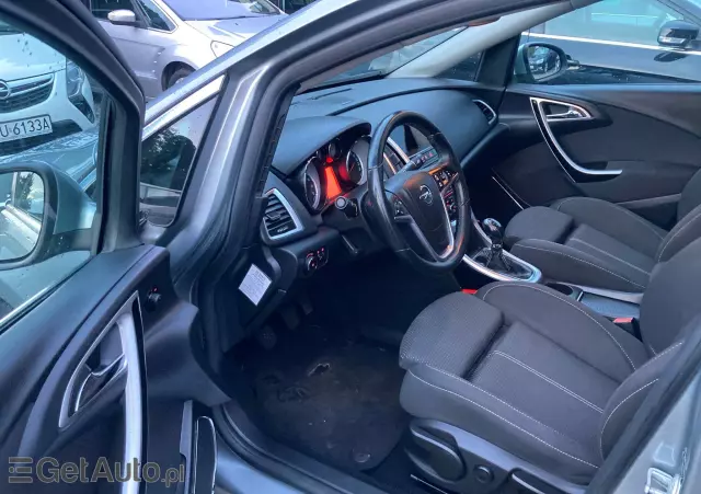 OPEL Astra GTC 1.4 Turbo