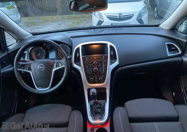 OPEL Astra GTC 1.4 Turbo