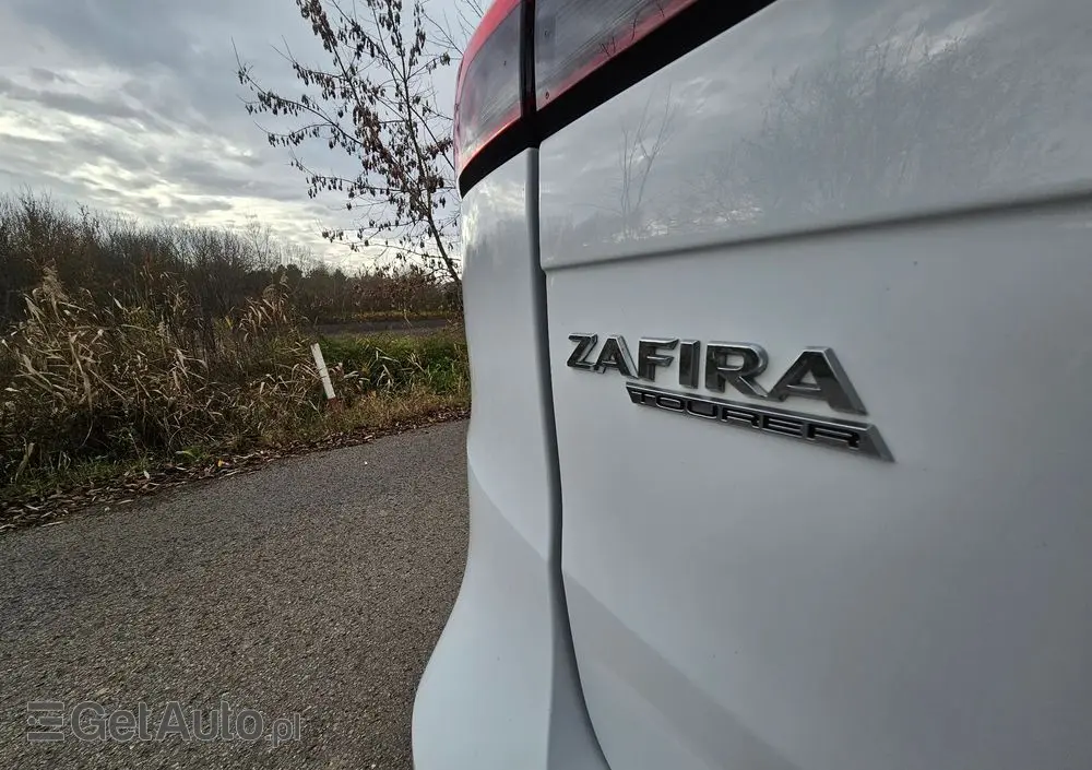 OPEL Zafira Tourer 1.8 Active