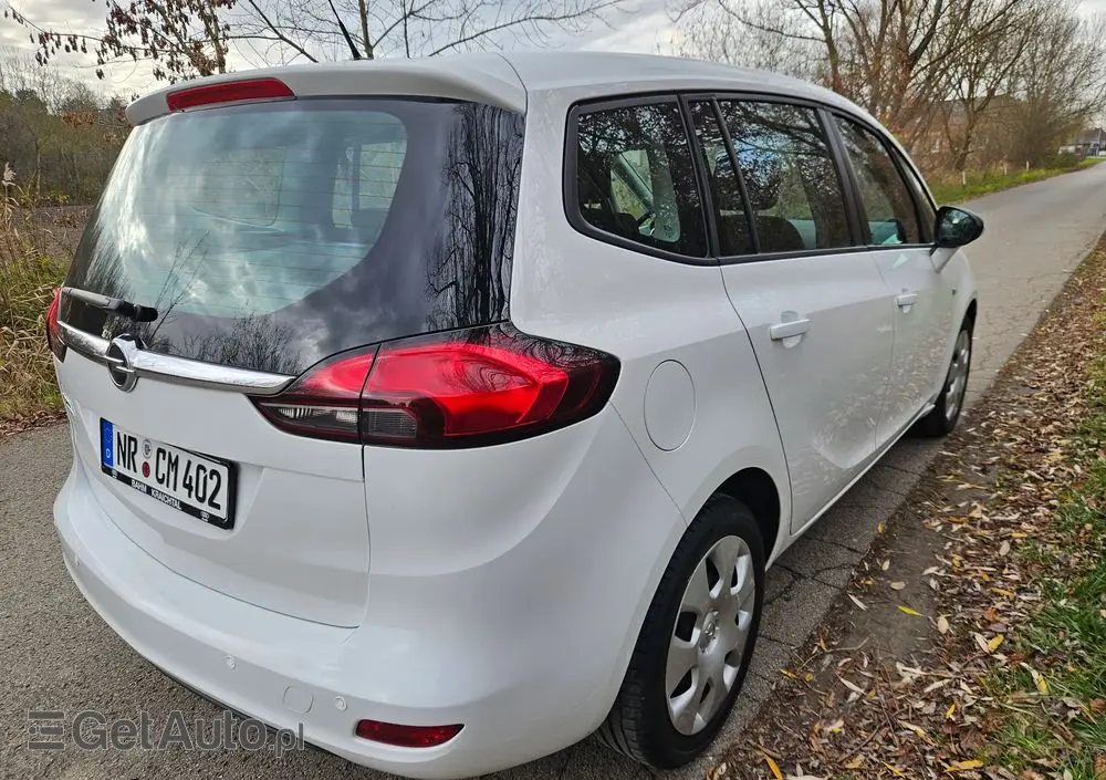 OPEL Zafira Tourer 1.8 Active