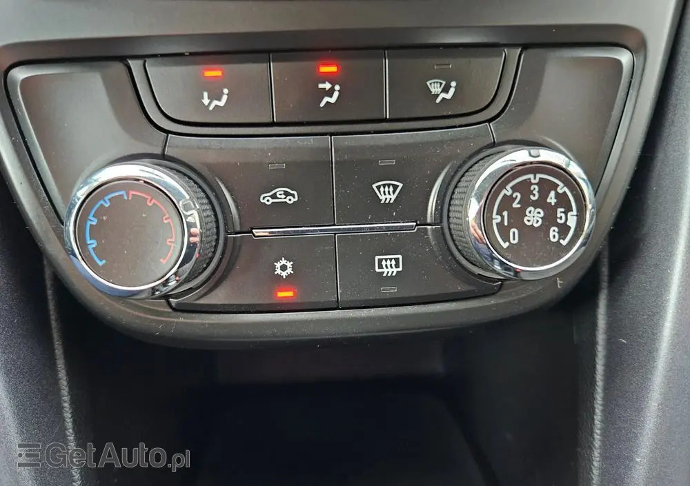 OPEL Zafira Tourer 1.8 Active