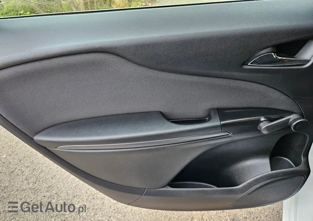 OPEL Zafira Tourer 1.8 Active