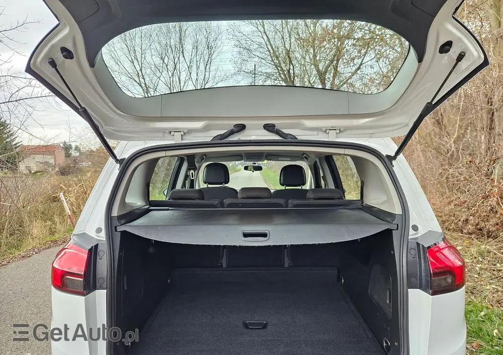 OPEL Zafira Tourer 1.8 Active