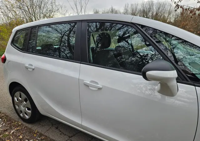 OPEL Zafira Tourer 1.8 Active