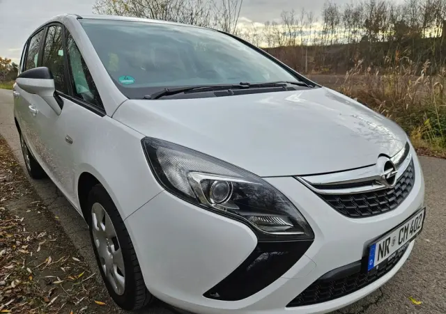 OPEL Zafira Tourer 1.8 Active