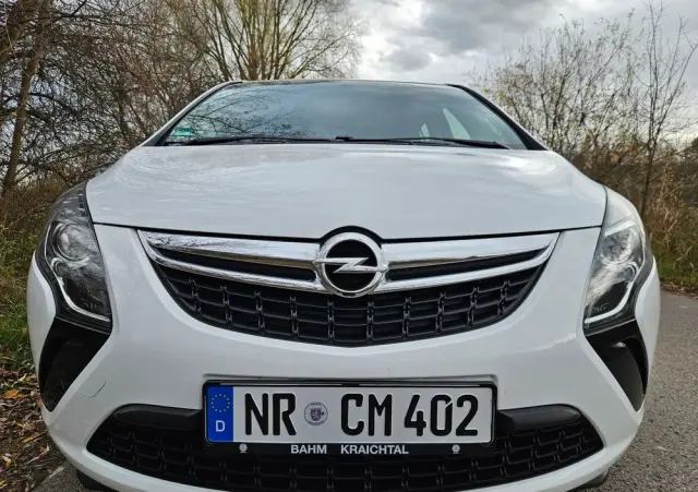 OPEL Zafira Tourer 1.8 Active