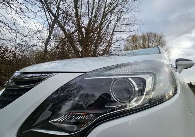 OPEL Zafira Tourer 1.8 Active