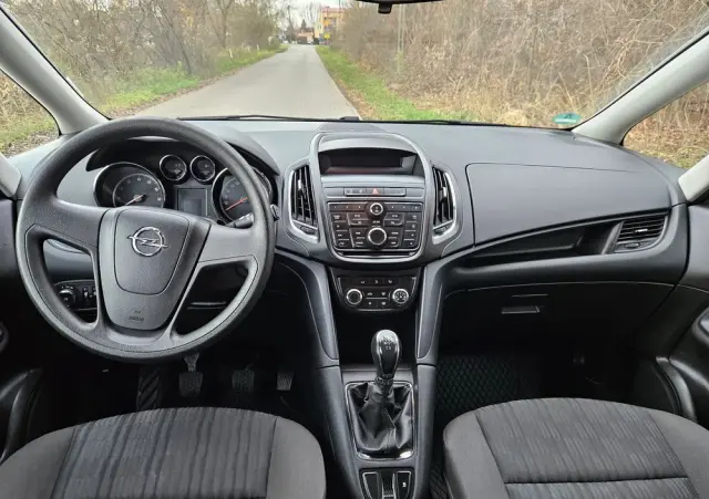 OPEL Zafira Tourer 1.8 Active