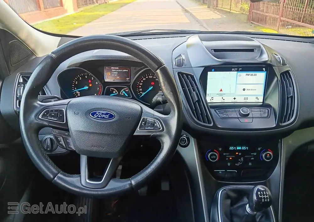 FORD Kuga 1.5 EcoBoost 2x4 Titanium