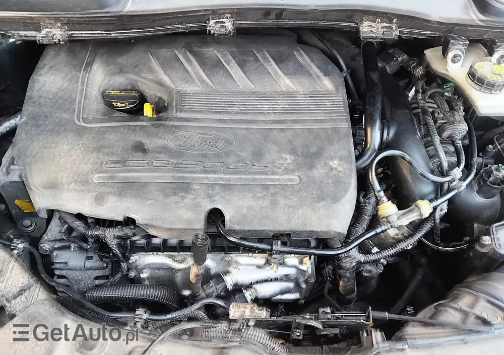 FORD Kuga 1.5 EcoBoost 2x4 Titanium