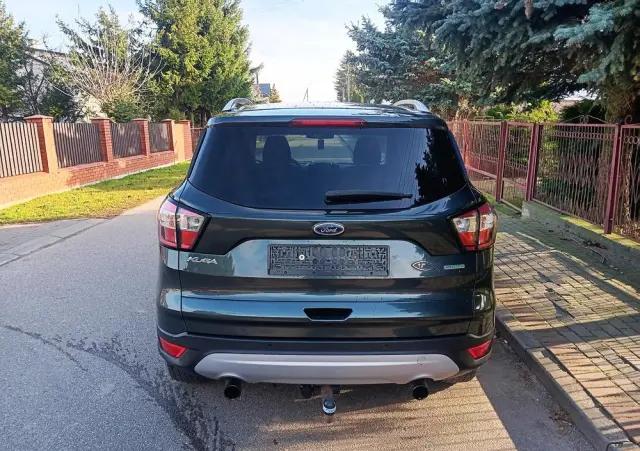 FORD Kuga 1.5 EcoBoost 2x4 Titanium